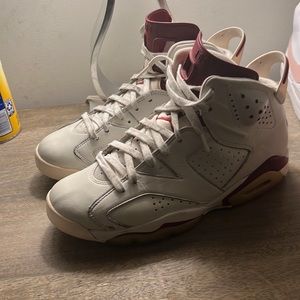 Jordan 6 maroon